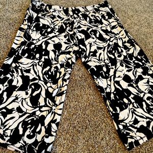 Lightweight wide legged capris